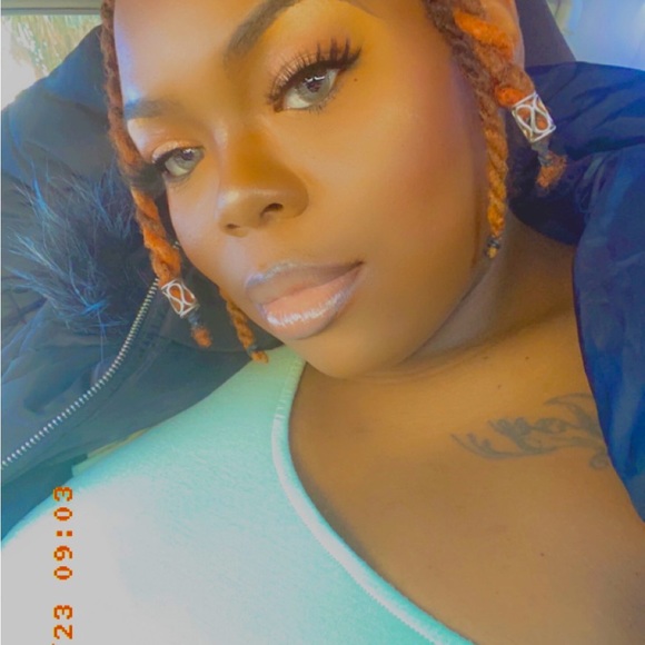 Meet your Posher, Joy - Picture 1 of 1